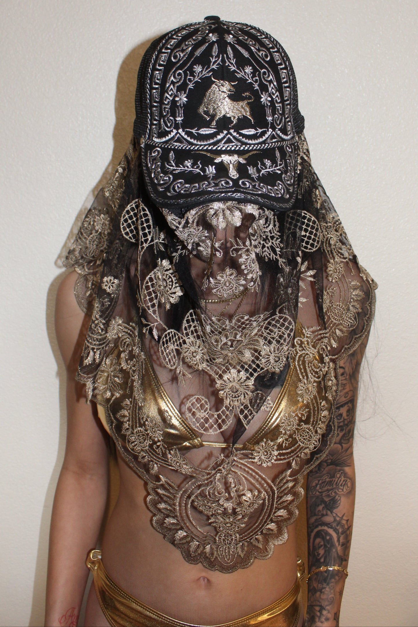 Toro Veiled Hat